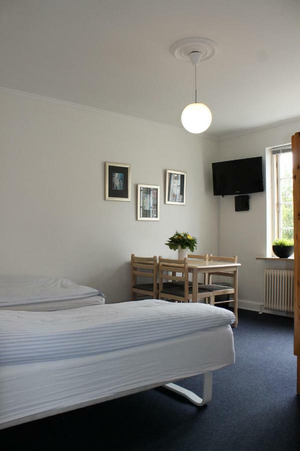 Amalie Bed And Breakfast & Apartments โอเดนเซ ภายนอก รูปภาพ